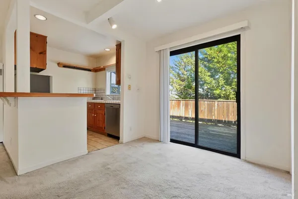 $1,049,000 | 834 Meadowsweet Drive, Corte Madera, CA 94925