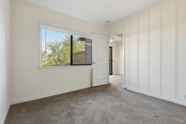 $1,049,000 | 834 Meadowsweet Drive, Corte Madera, CA 94925