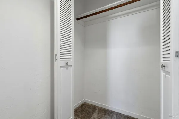 $1,049,000 | 834 Meadowsweet Drive, Corte Madera, CA 94925