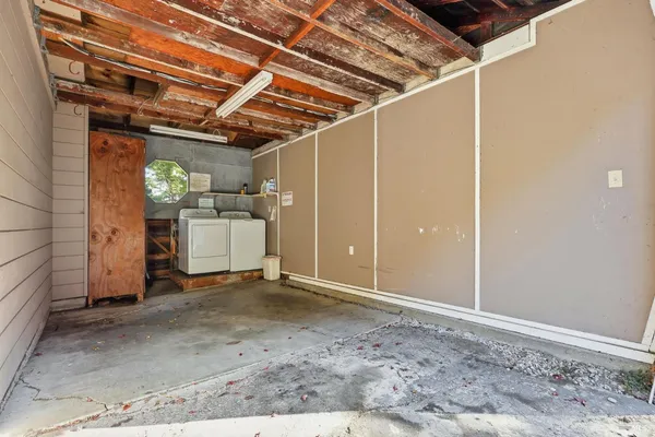 $1,049,000 | 834 Meadowsweet Drive, Corte Madera, CA 94925