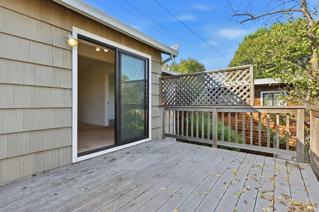 $1,119,000 | 834 Meadowsweet Drive, Corte Madera, CA 94925