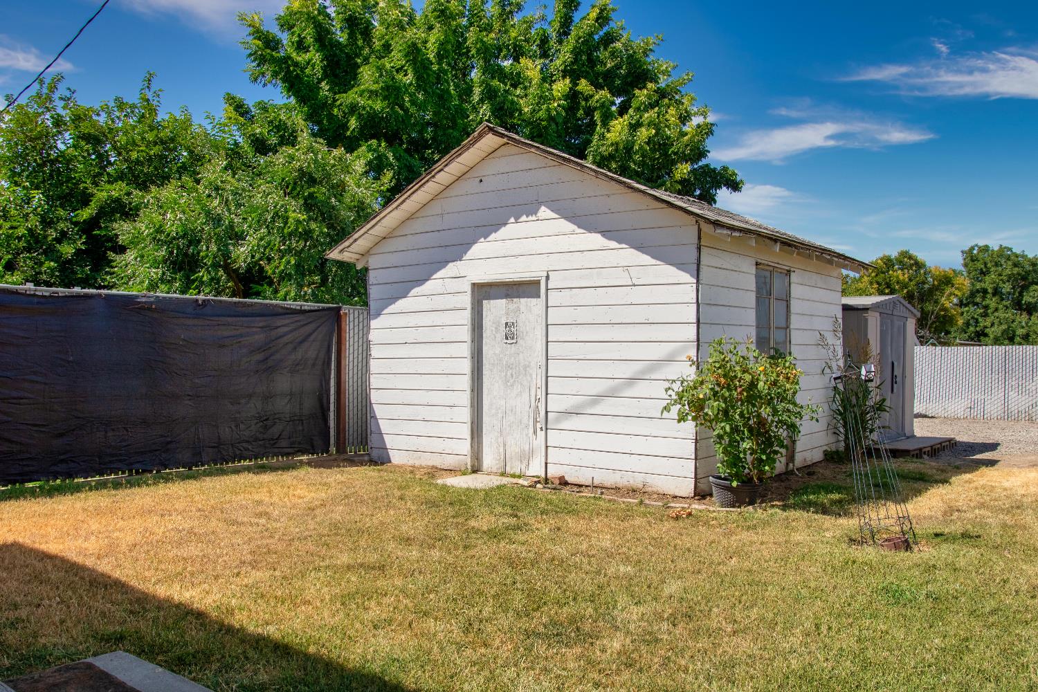 1639 Alpine Road Stockton, CA 95215 - Photo 36 of 96