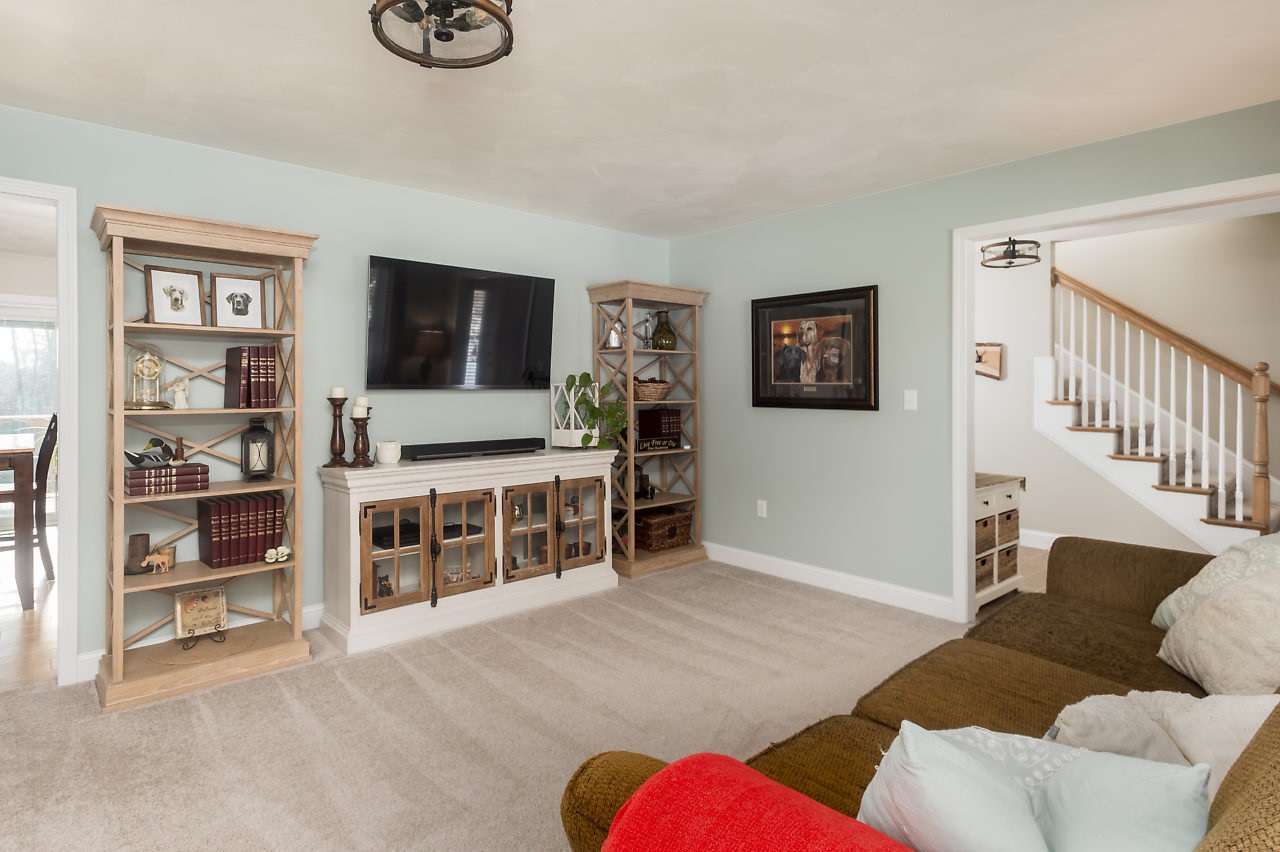81 Goodhue Road Derry, NH 03038 - Photo 10 of 40 Gallery Image 10