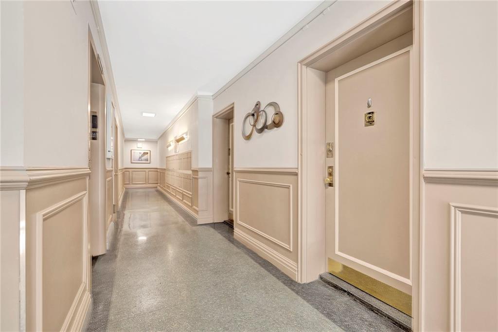 9430 Ridge Boulevard, Unit 4G Brooklyn, NY 11209 - Photo 17 of 19 Gallery Image 17