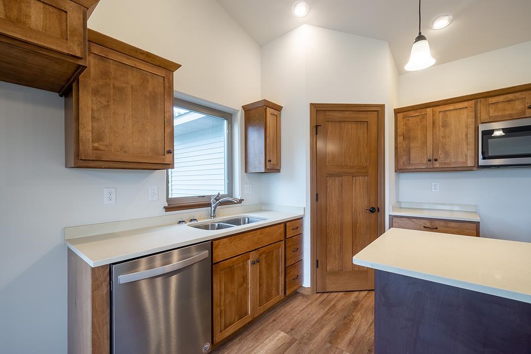 5589 Forest Creek Road, Unit FO26 Stevens Point, WI 54482 - Photo 19 of 32