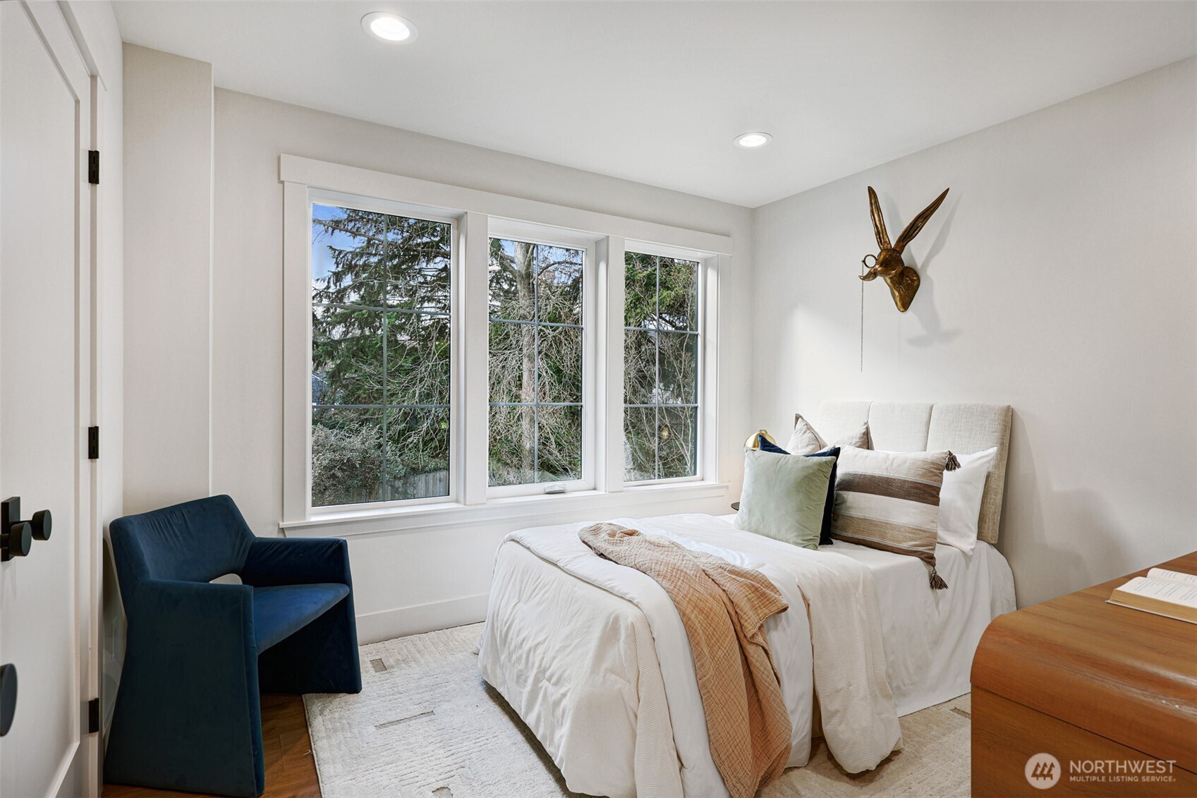 8217 22nd Place Northeast Seattle, WA 98115 - Photo 25 of 40