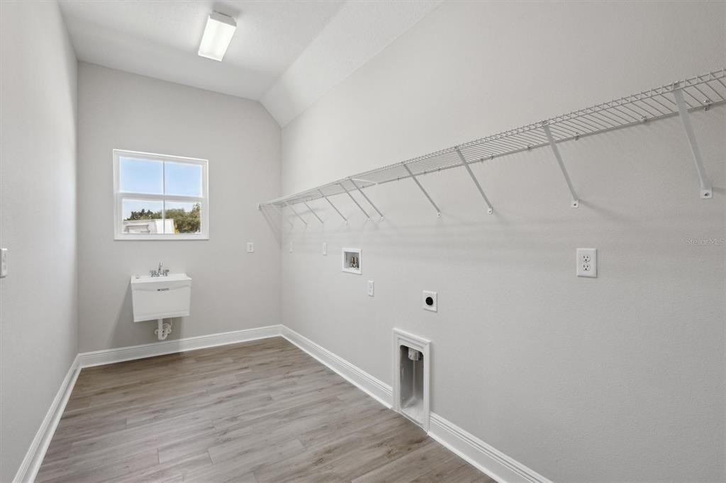 4517 Foley Grv Drive Valrico, FL 33596 - Photo 37 of 42