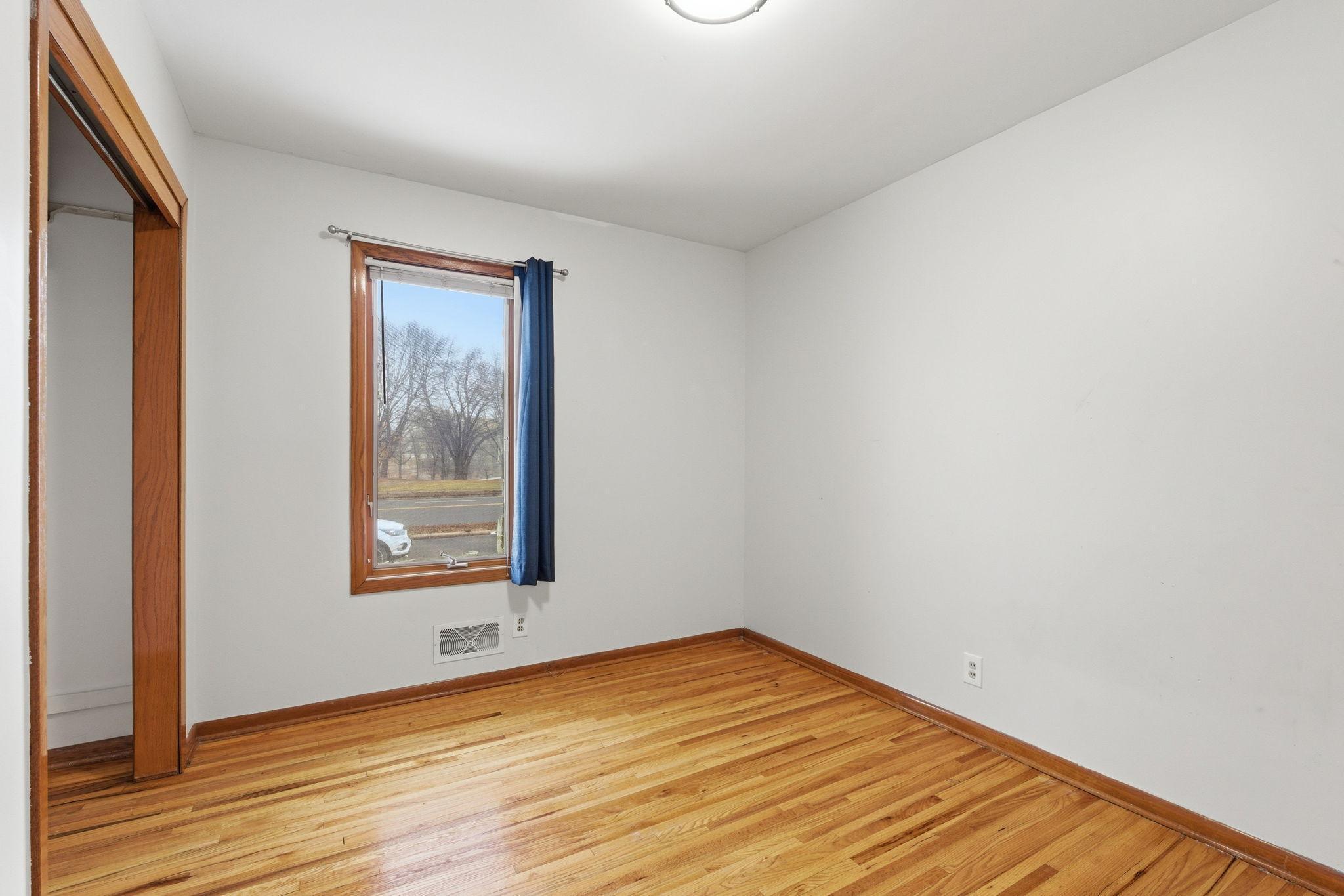 2082 Diffley Road Eagan, MN 55122 - Photo 26 of 37