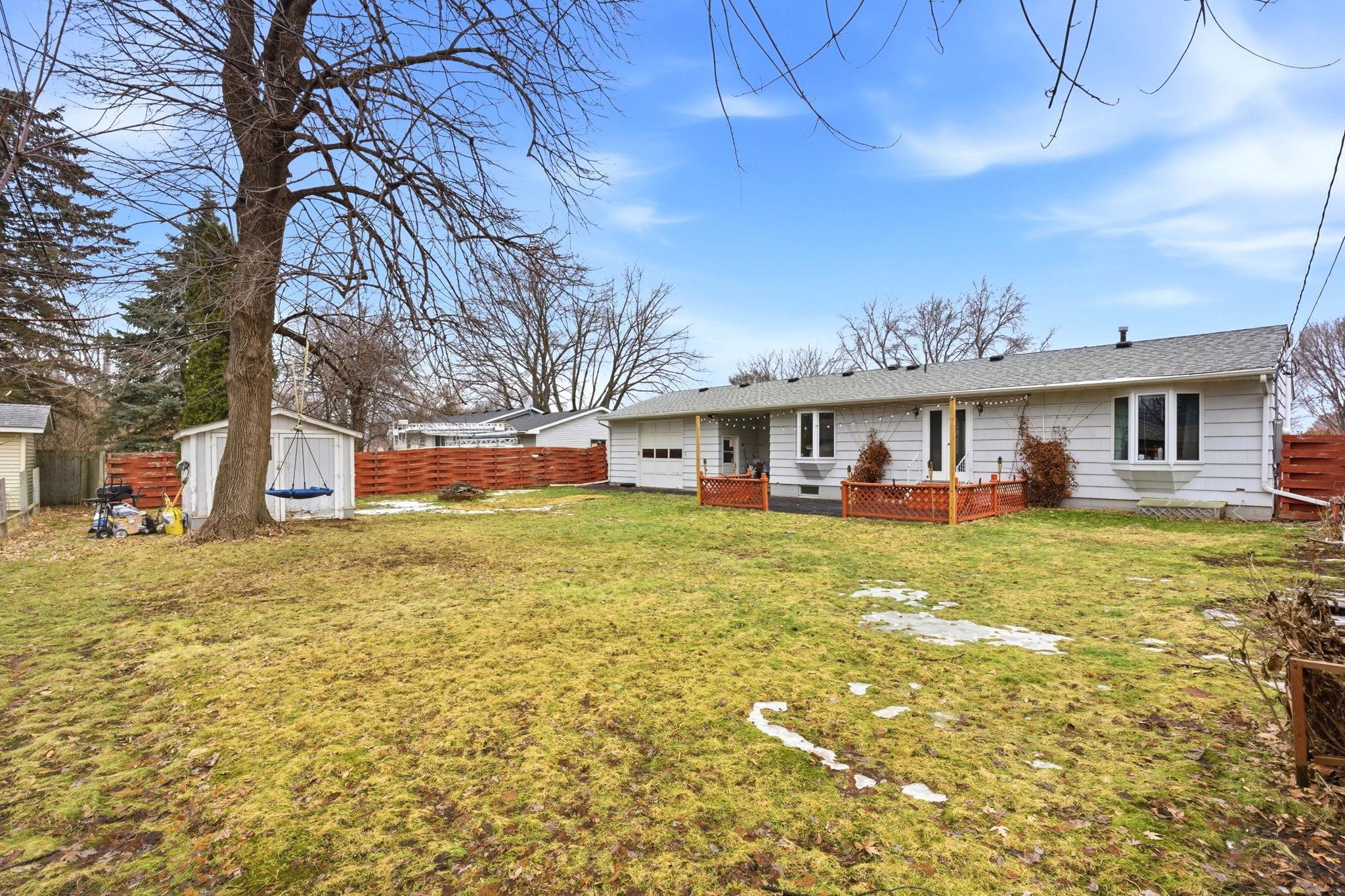 2082 Diffley Road Eagan, MN 55122 - Photo 7 of 37