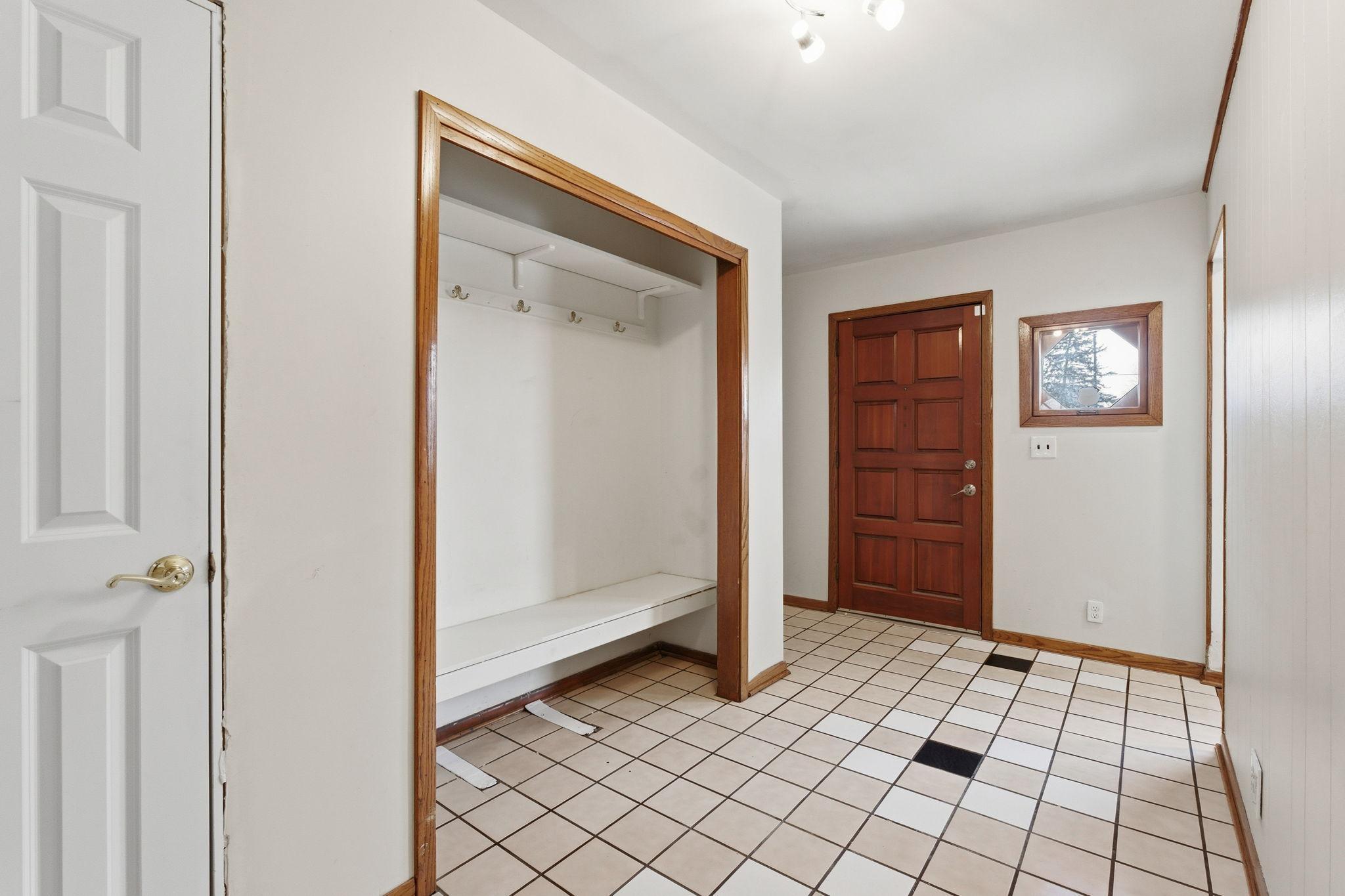 2082 Diffley Road Eagan, MN 55122 - Photo 9 of 37