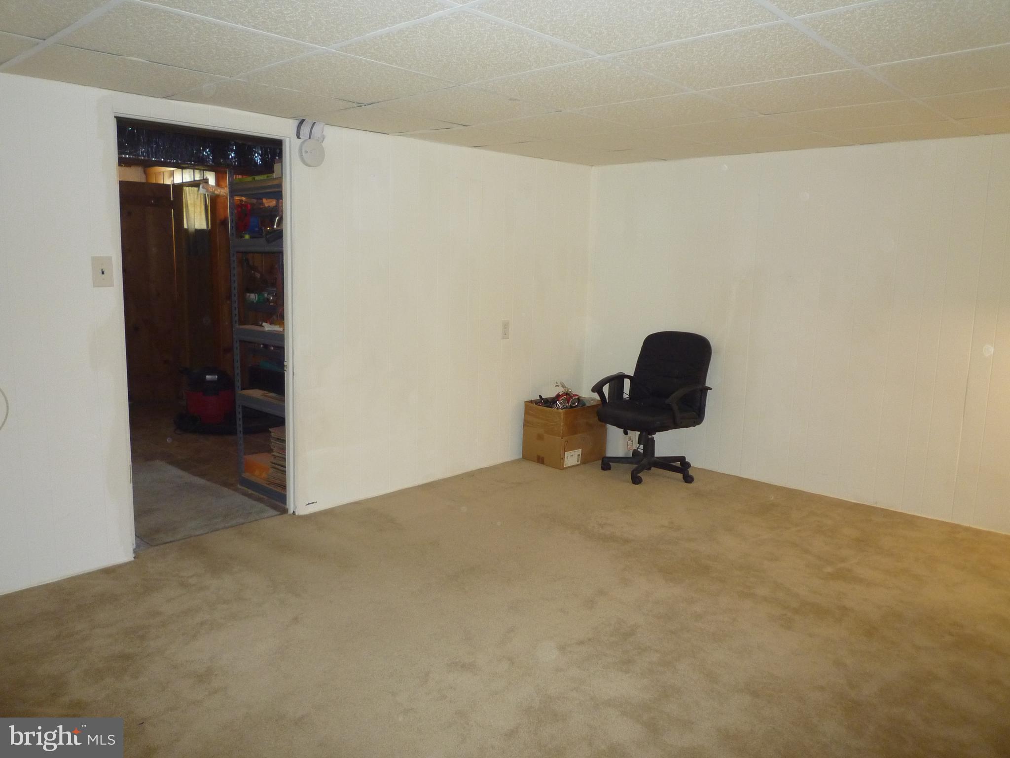 207 Southeastern Terrace Baltimore, MD 21221 - Photo 20 of 28 Bedroom Basement
