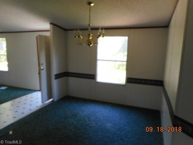 386 Michaels Road Mocksville, NC 27028 - Photo 9 of 17 Dining Room