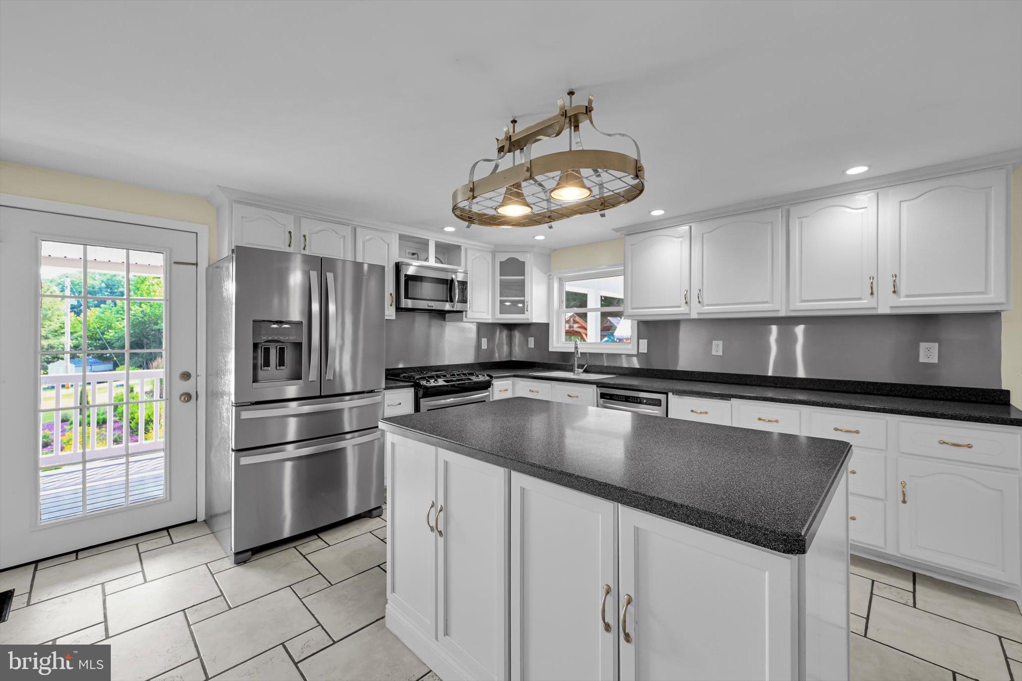 139 Molleystown Road Pine Grove, PA 17963 - Photo 9 of 43