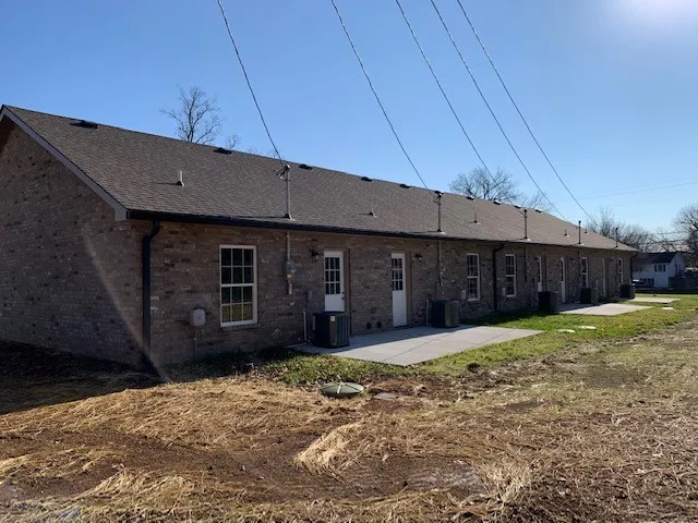 $1,100 | 807 Belmont Avenue, Unit E, Shelbyville, TN 37160