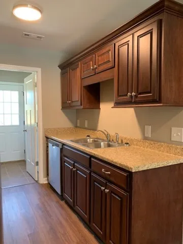 $1,100 | 807 Belmont Avenue, Unit E, Shelbyville, TN 37160