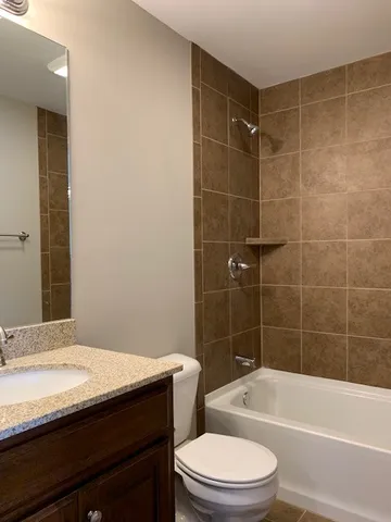 $1,100 | 807 Belmont Avenue, Unit E, Shelbyville, TN 37160