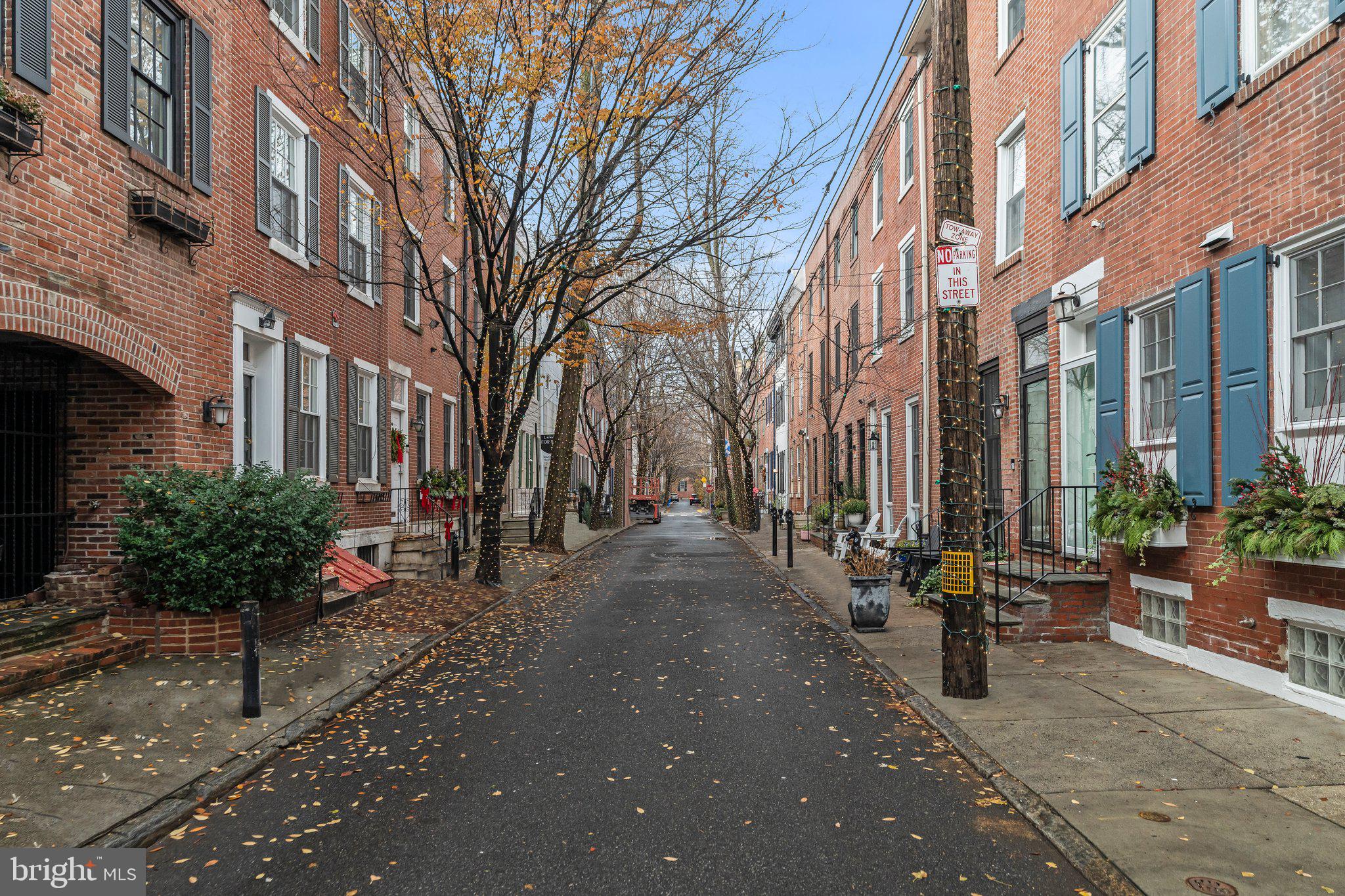 1710 Addison Street Philadelphia, PA 19146 - Photo 3 of 38