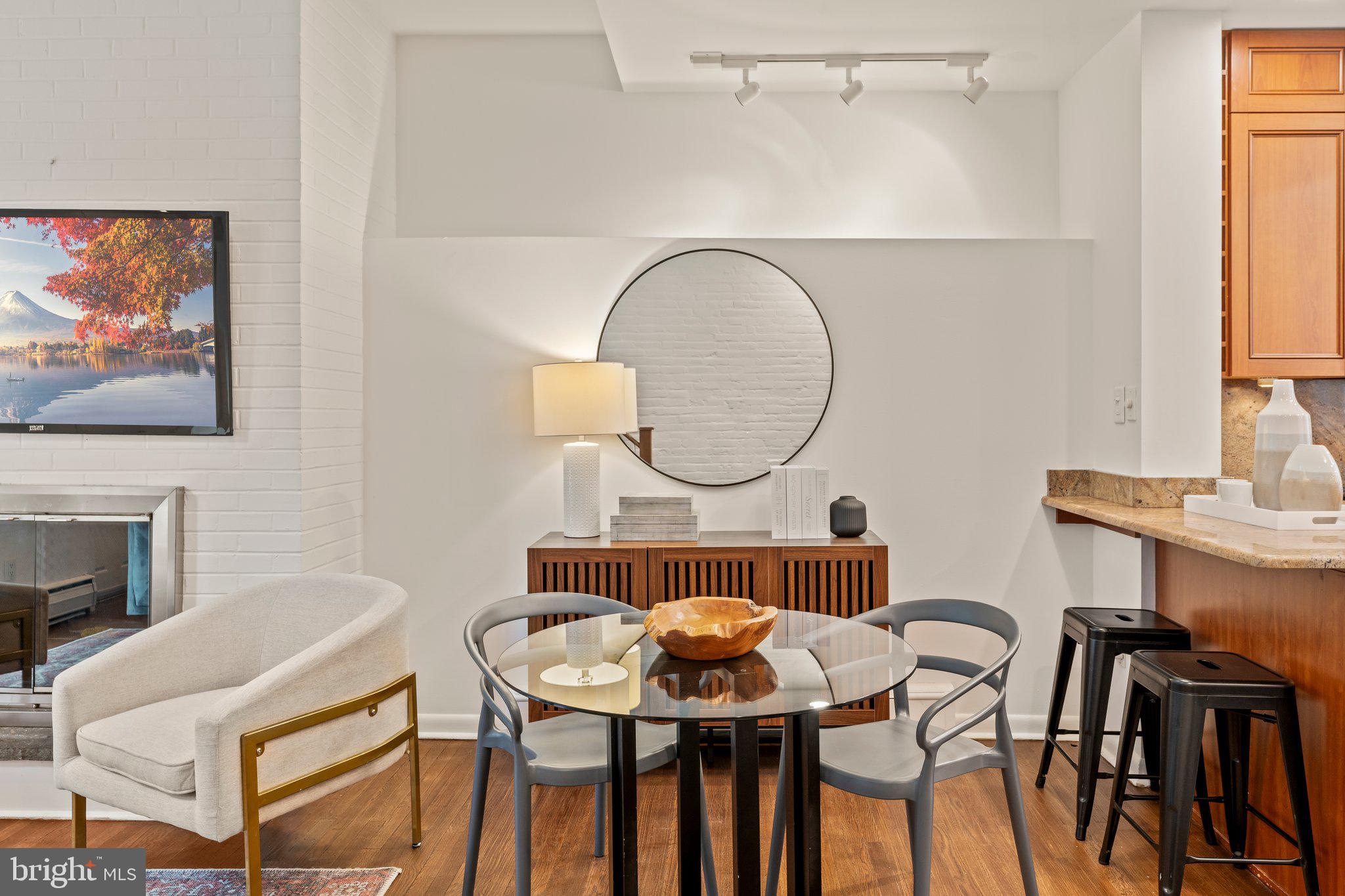 1710 Addison Street Philadelphia, PA 19146 - Photo 8 of 38