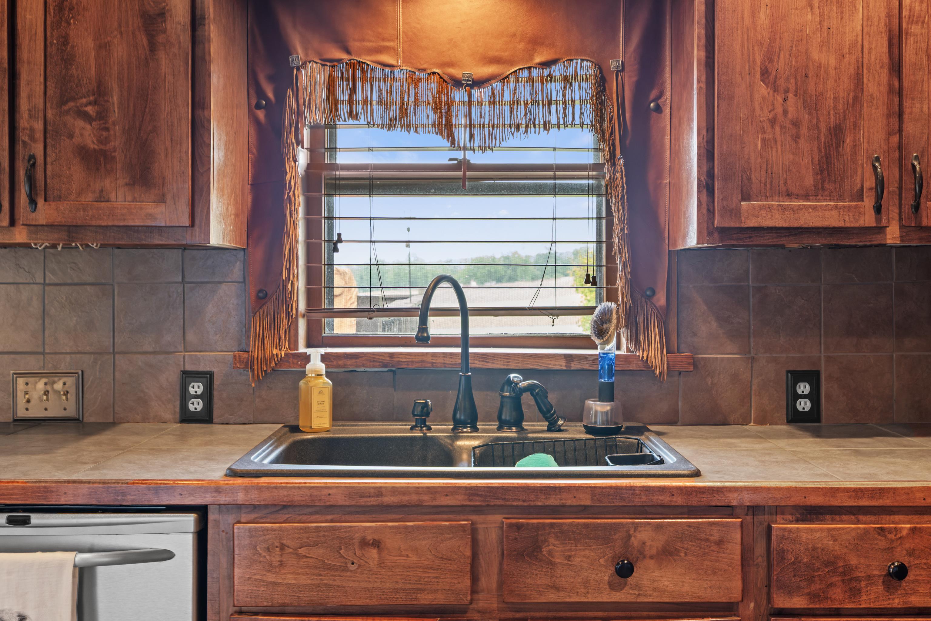 660 Sterrett Road Fairfield, VA 24435 - Photo 19 of 60 Gallery Image 19