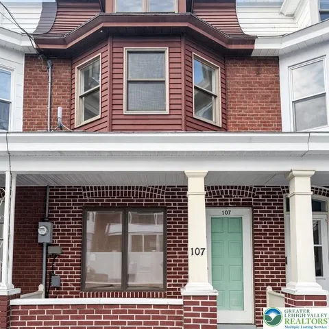 $159,000 | 107 West Rowe Street, Tamaqua, PA 18252