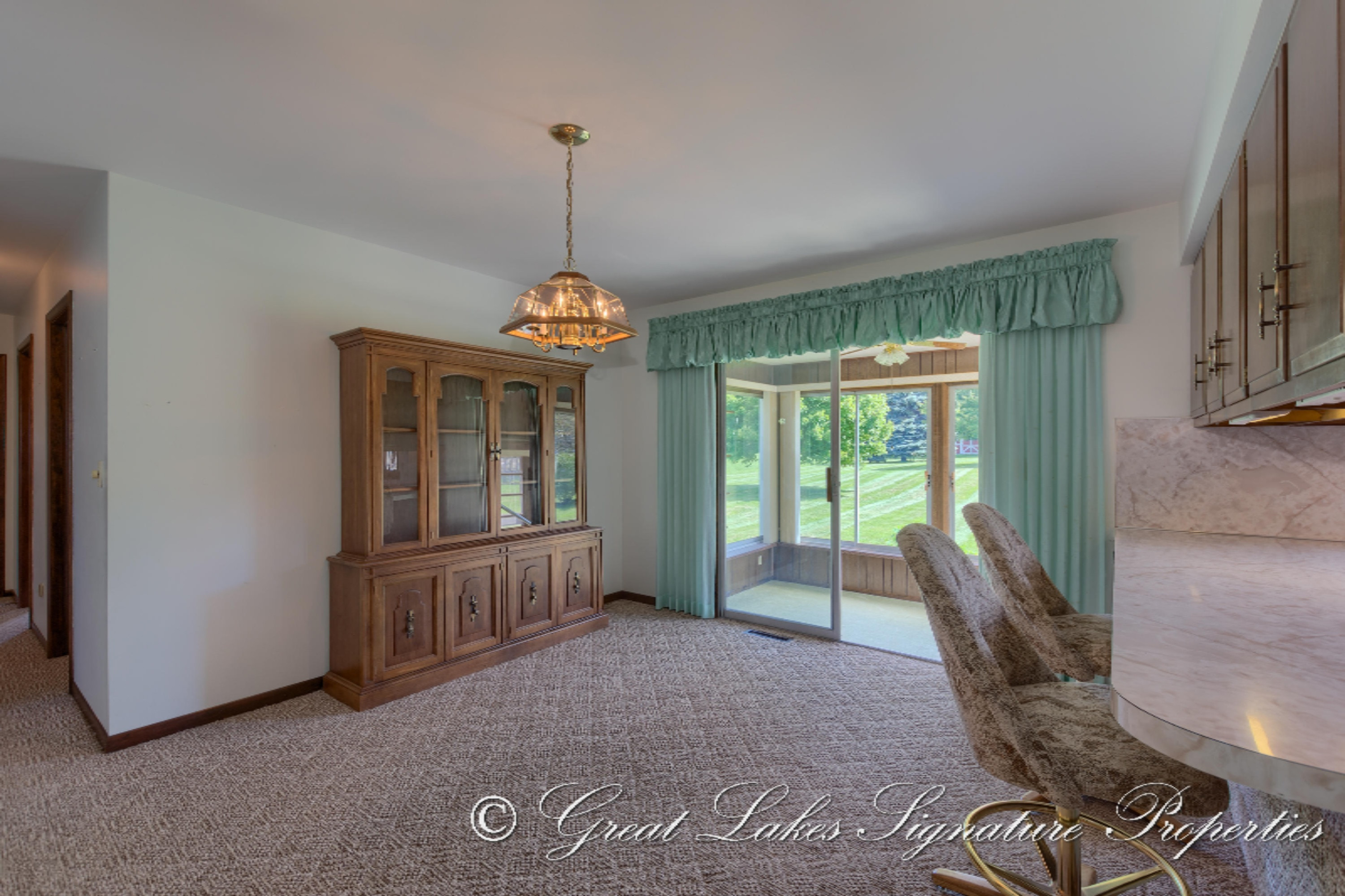 722 North State Road Belding, MI 48809 - Photo 8 of 42 06 Dining Room