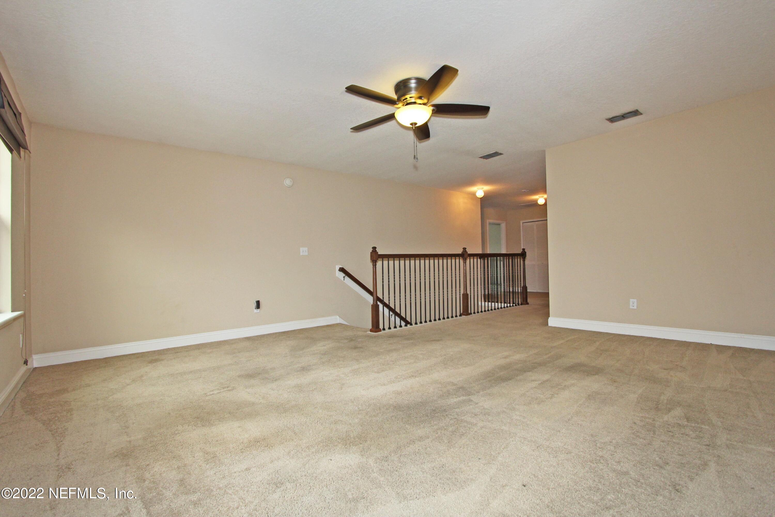 404 Paisley Place St. Johns, FL 32259 - Photo 28 of 42 a view of a garage