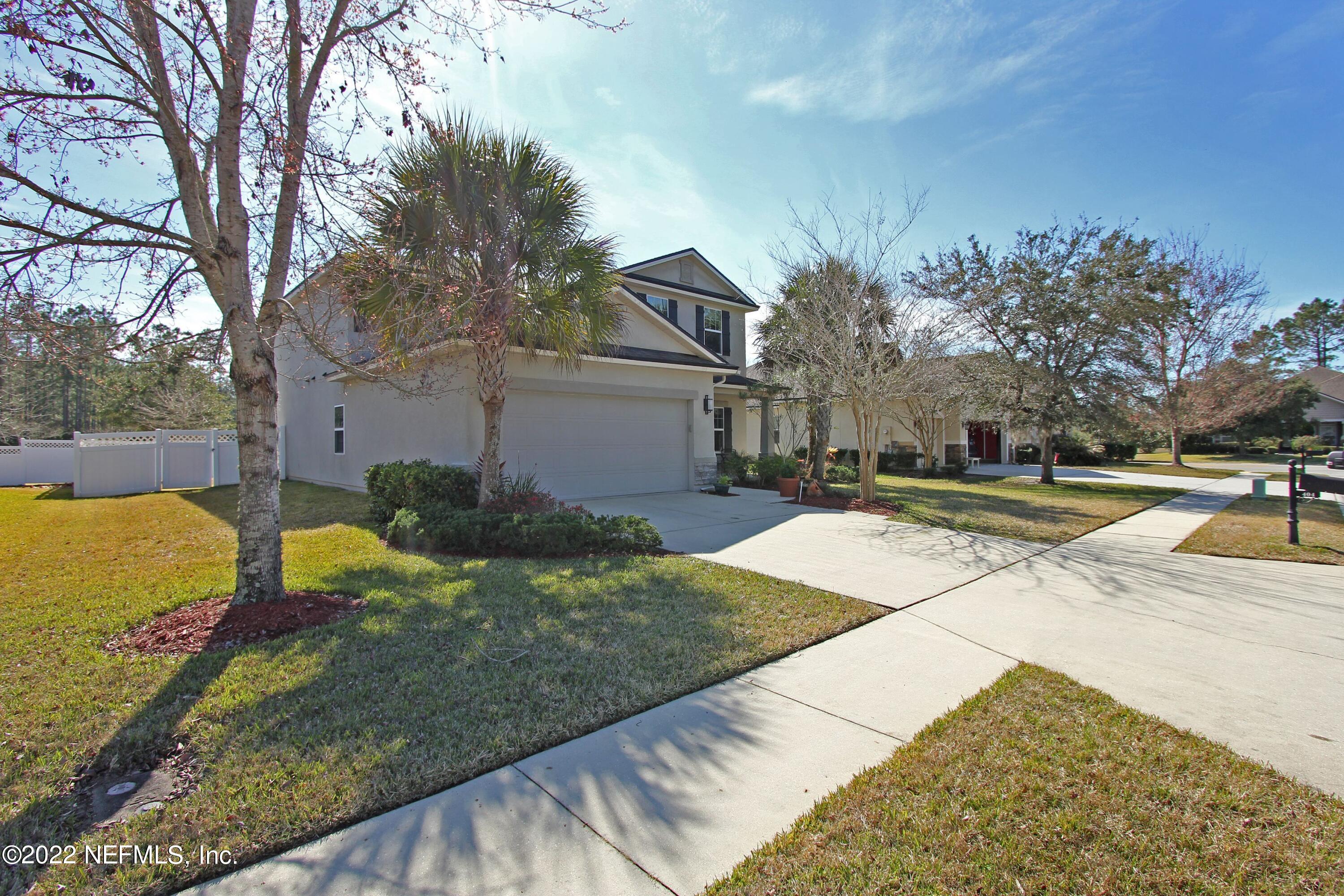 404 Paisley Place St. Johns, FL 32259 - Photo 3 of 42 a view of a backyard