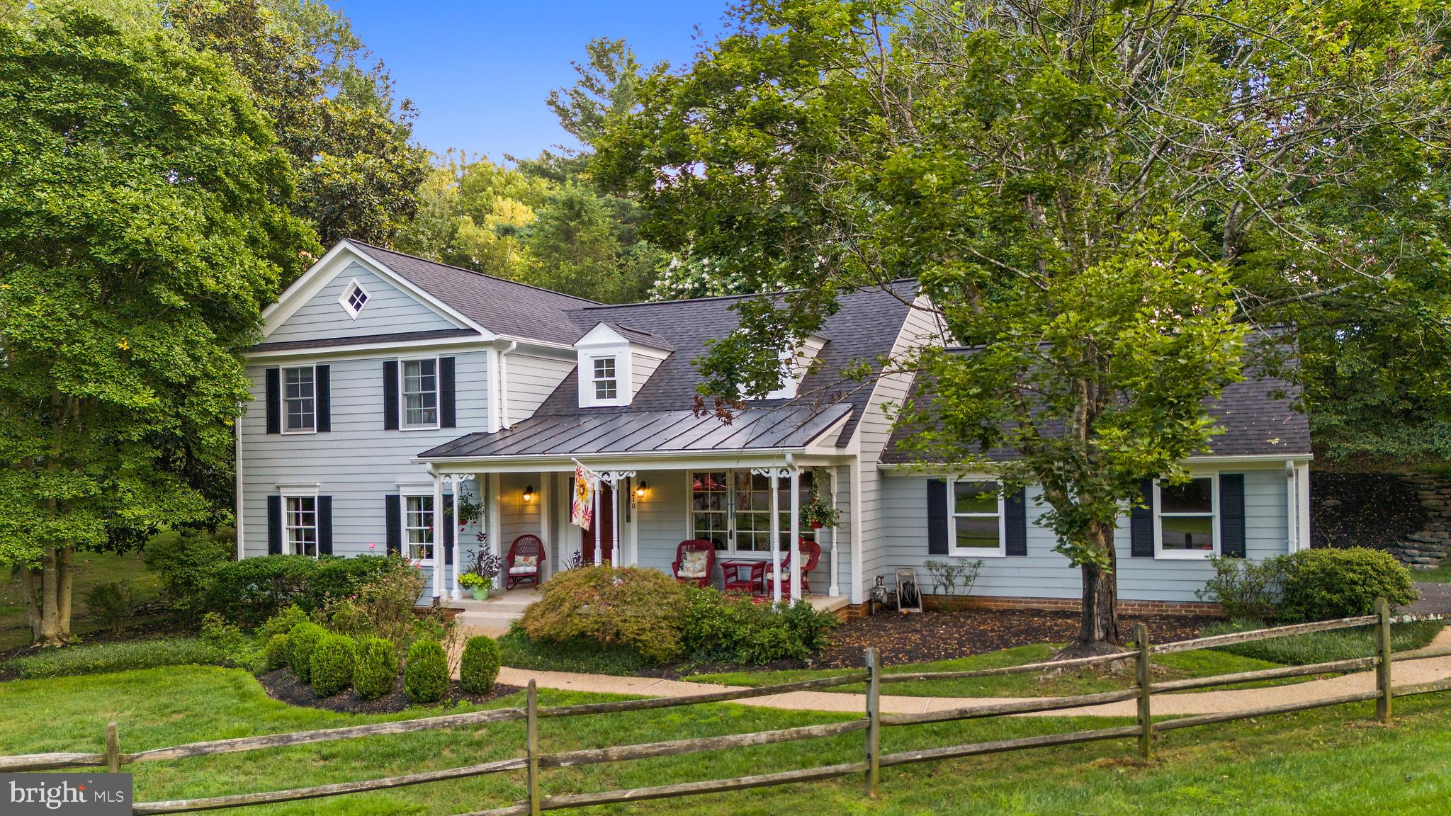 210 Falcon Ridge Road Great Falls, VA 22066 - Photo 3 of 49 Gallery Image 3