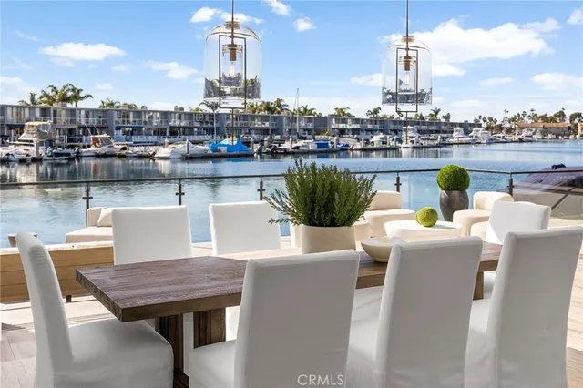 $6,800,000 | 17007 Edgewater Lane, Huntington Beach, CA 92649