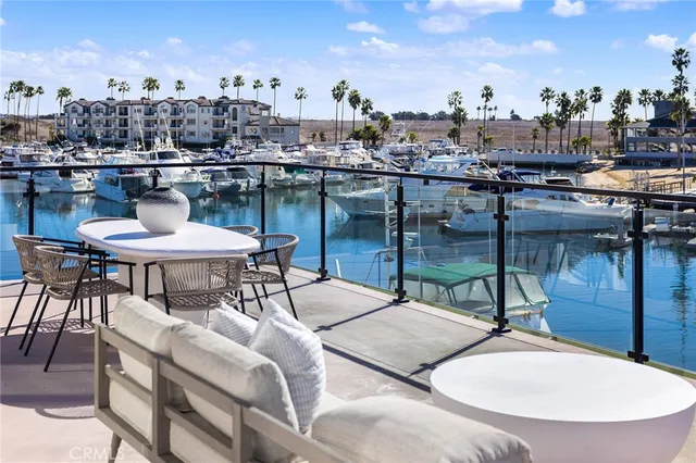 $6,800,000 | 17007 Edgewater Lane, Huntington Beach, CA 92649