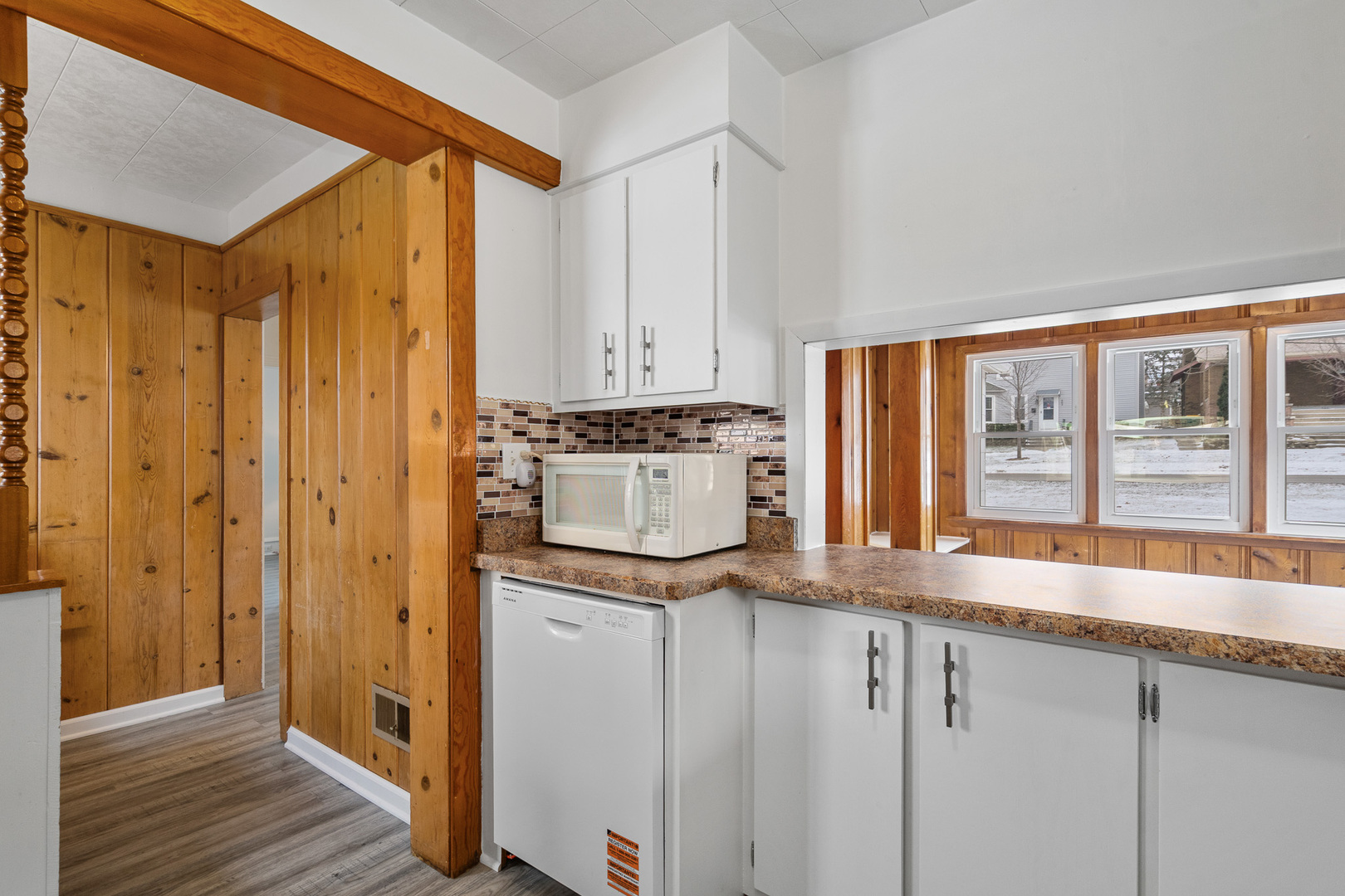501 South Hamilton Street Lockport, IL 60441 - Photo 21 of 45 a kitchen with stainless steel appliances granite countertop a stove a sink and a refrigerator