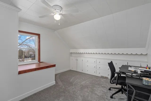 a view of workspace with workspace