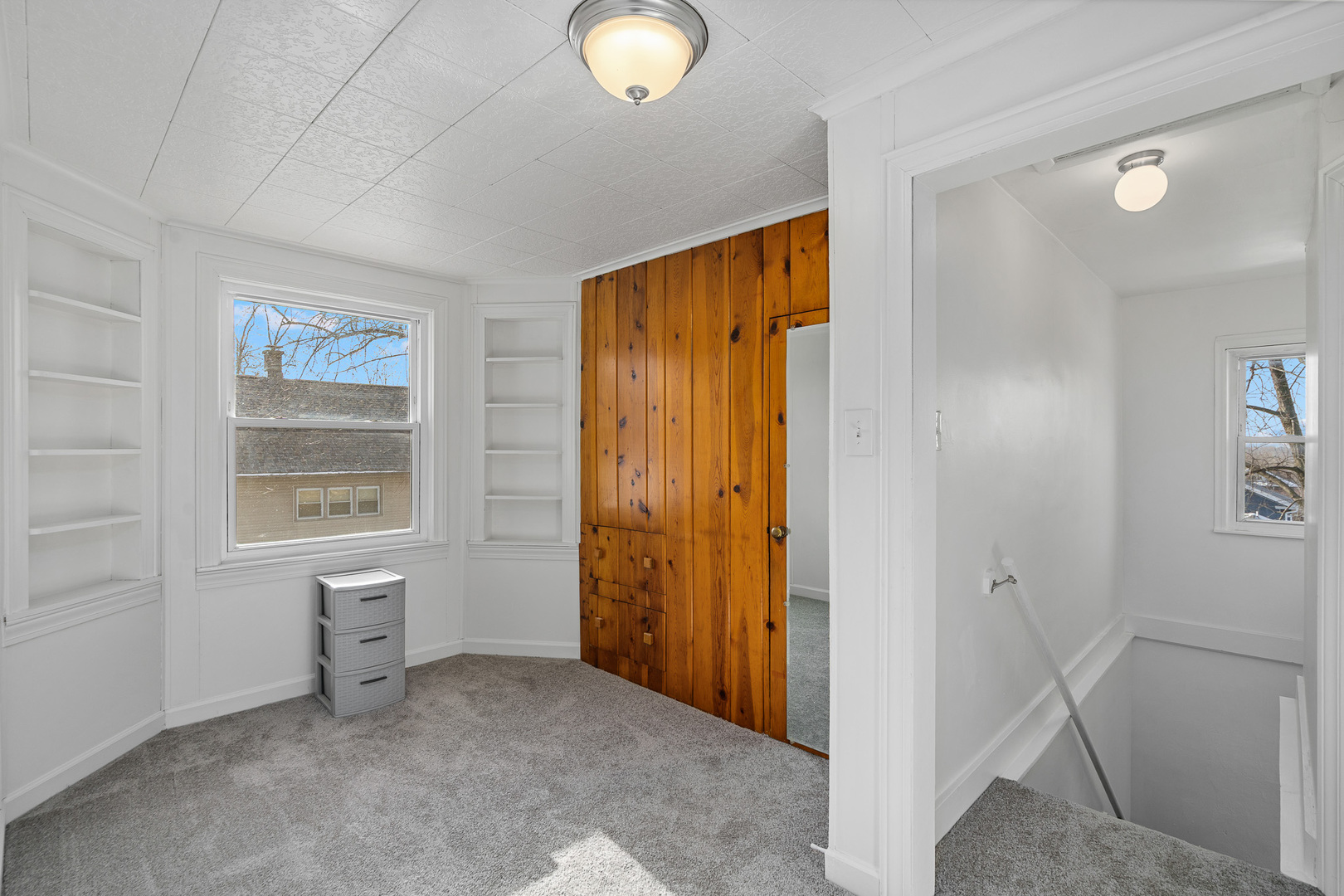 501 South Hamilton Street Lockport, IL 60441 - Photo 28 of 45 a view of an empty room with window and closet area