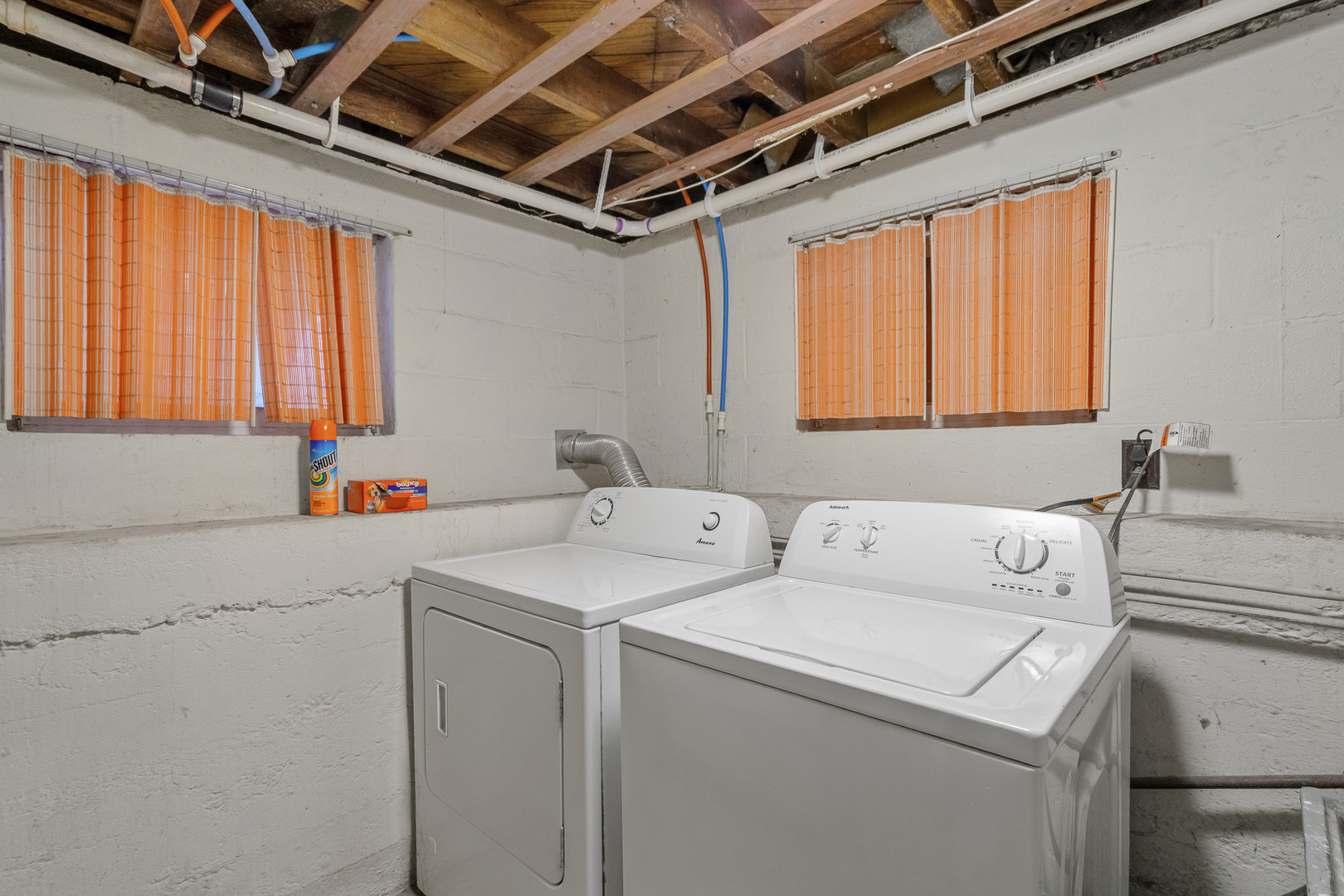 501 South Hamilton Street Lockport, IL 60441 - Photo 34 of 45 a utility room with dryer and washer