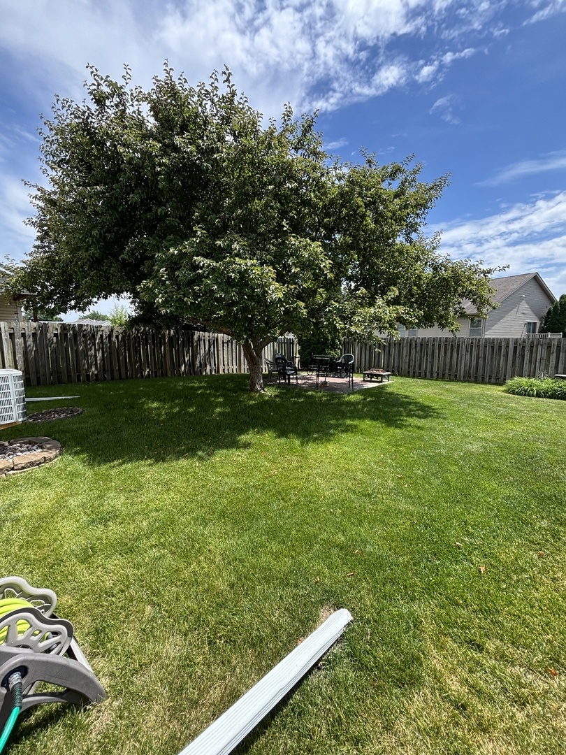 1114 17th Avenue Silvis, IL 61282 - Photo 23 of 26