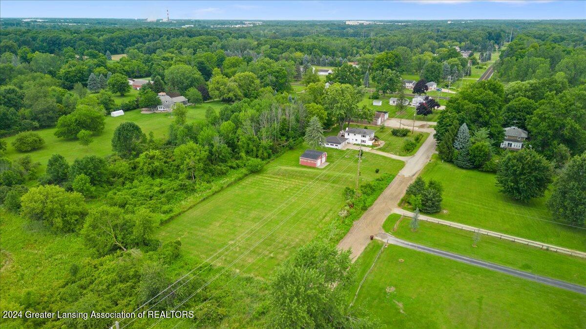 6919 Williams Road Lansing, MI 48911 - Photo 43 of 46 19-Media Jett-5