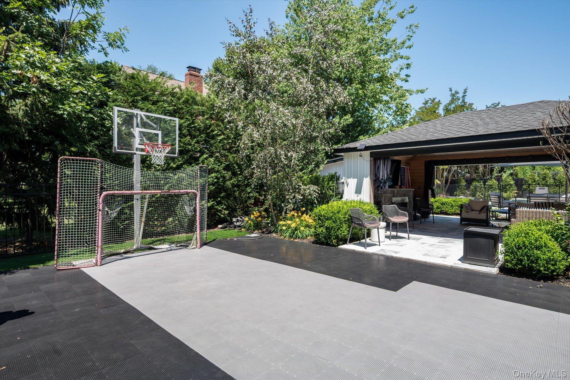 131 Fairview Road Massapequa, NY 11758 - Photo 14 of 50