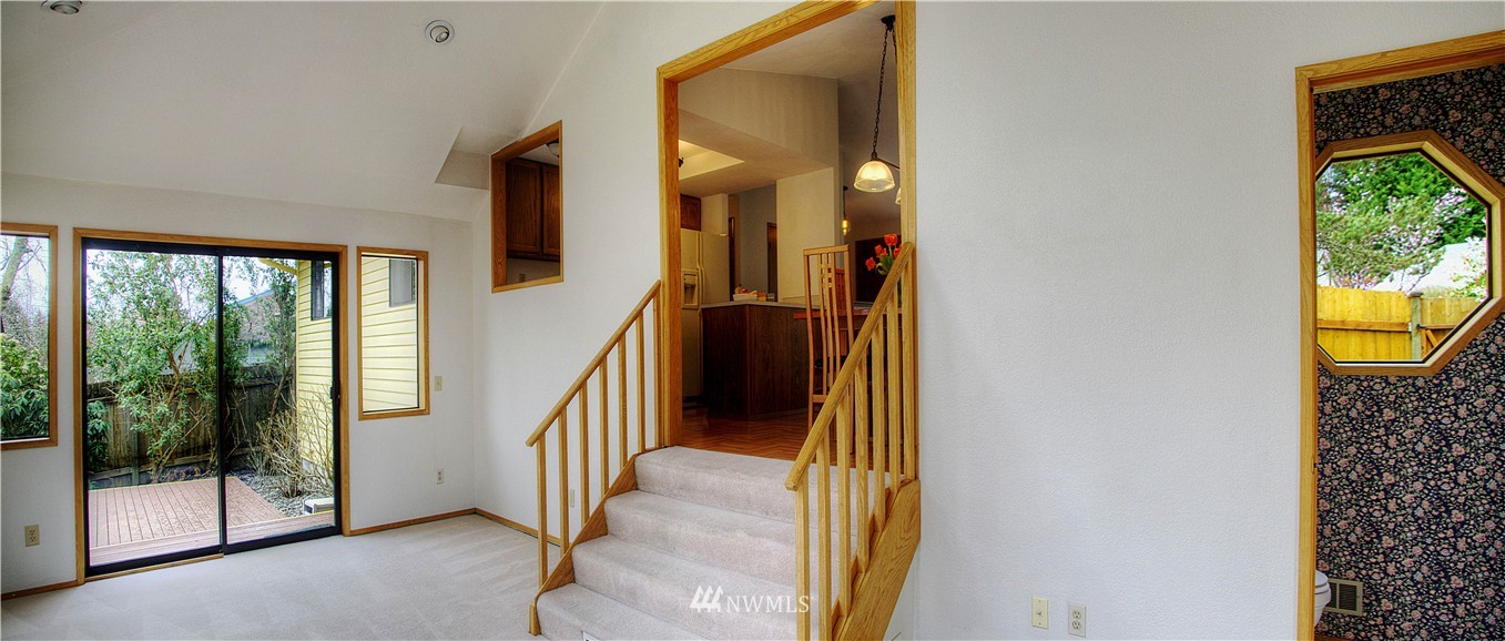 522 166th Place Southeast Bothell, WA 98012 - Photo 10 of 17