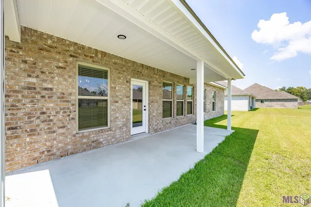 $2,300 | 4898 Belmont Drive, Addis, LA 70710