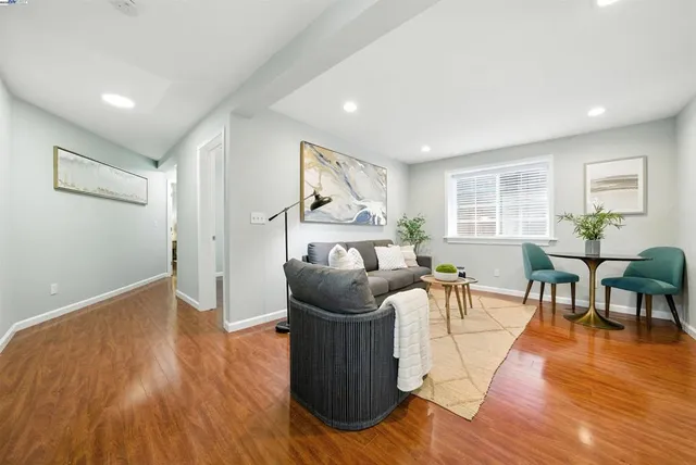 $799,999 | 2539 Grande Vista Avenue, Oakland, CA 94601