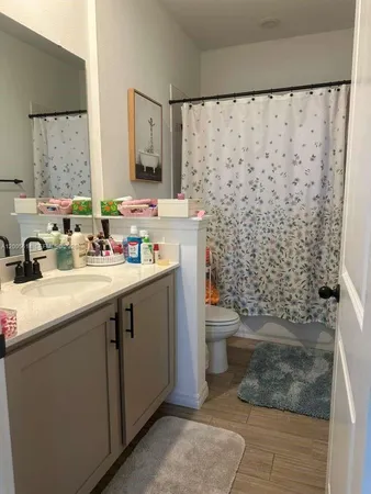$2,700 | 2952 Embark, Miami, FL 33179