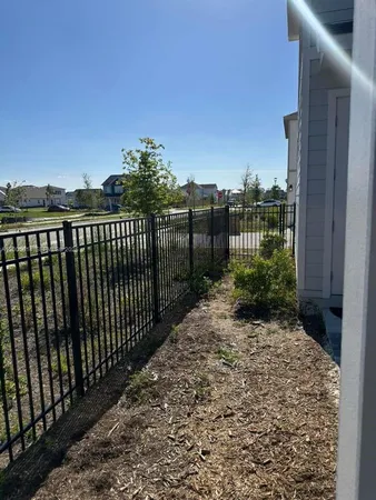 $2,700 | 2952 Embark, Miami, FL 33179