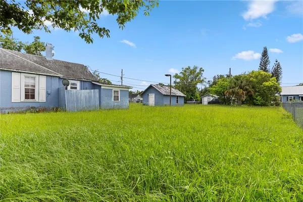 $239,000 | 1418 Massachusetts Avenue, St. Cloud, FL 34769