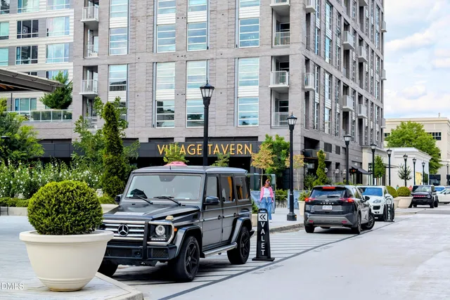 a view of outdoor space with city view