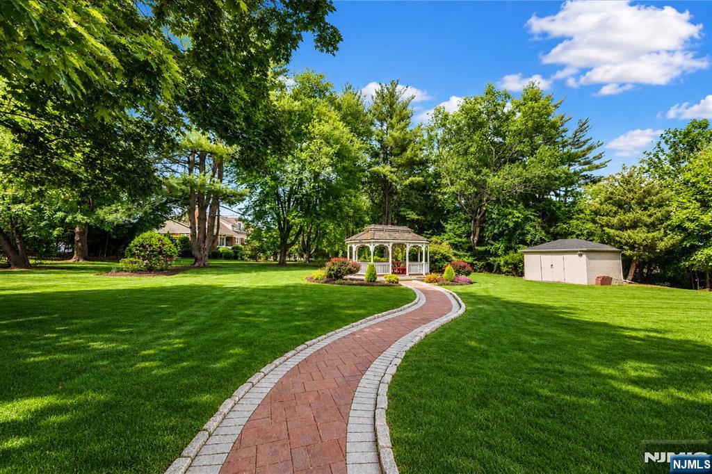 690 Soldier Hill Road Oradell, NJ 07649 - Photo 6 of 50