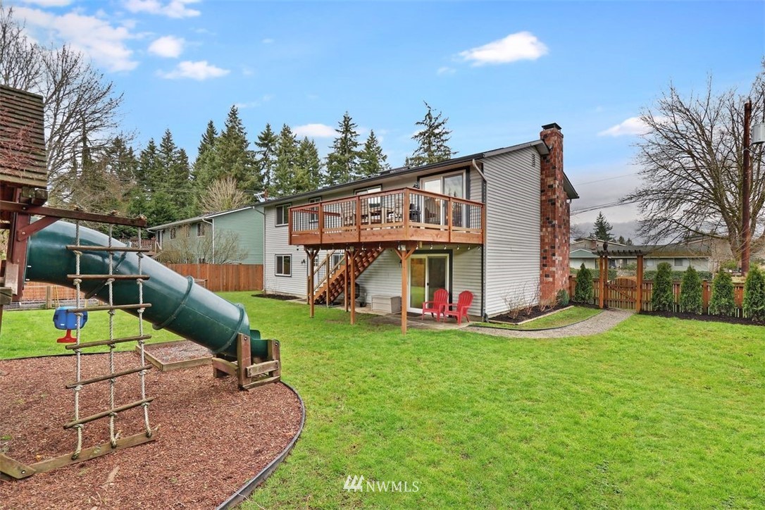 21614 2nd Avenue Southeast Bothell, WA 98021 - Photo 22 of 23 Gallery Image 22