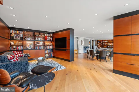 $2,990,000 | 700 New Hampshire Avenue Northwest, Unit 708/709, Washington, DC 20037