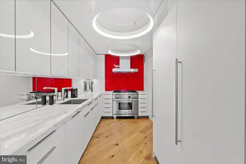 $2,990,000 | 700 New Hampshire Avenue Northwest, Unit 708/709, Washington, DC 20037