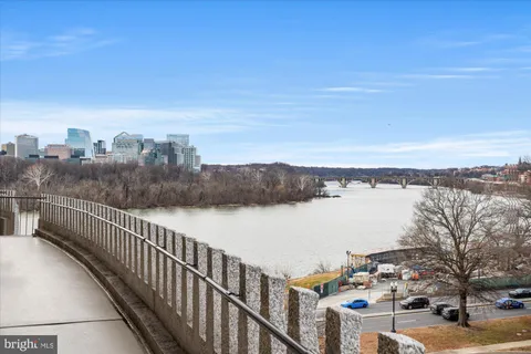 $2,990,000 | 700 New Hampshire Avenue Northwest, Unit 708/709, Washington, DC 20037