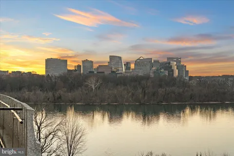 $2,990,000 | 700 New Hampshire Avenue Northwest, Unit 708/709, Washington, DC 20037